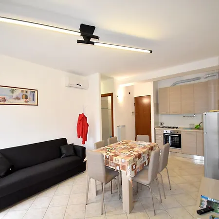 Ferienhaus In Pallanza Verbania