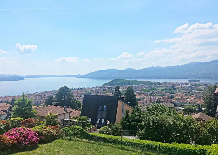 In Pallanza Casa de Férias *